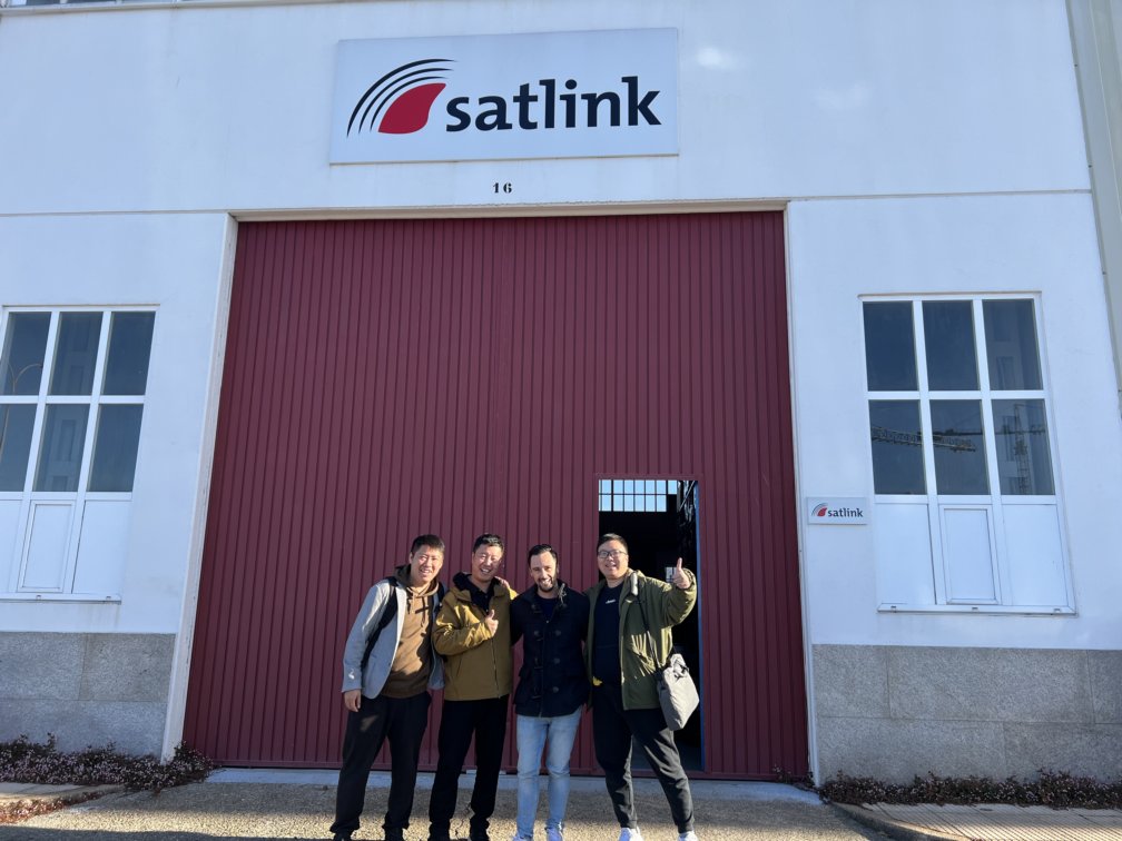 Go to Spain to visit Starlink customers